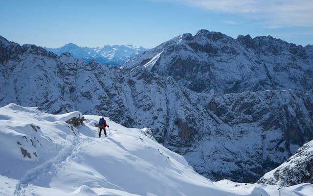 Caminata con raquetas de nieve